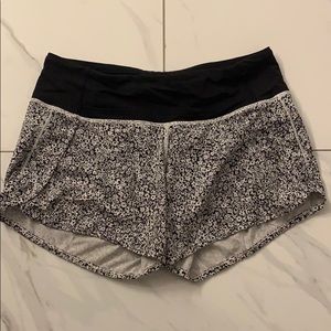 Lululemon daisy speed short